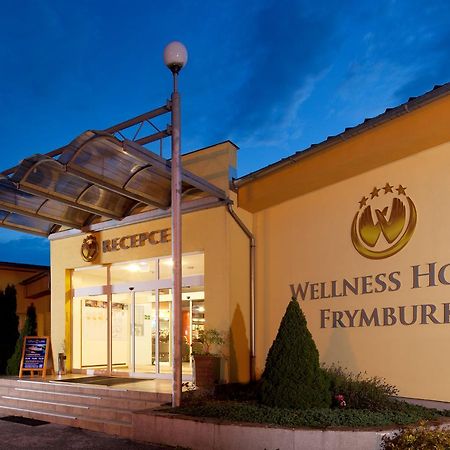 Lipno Wellness - Frymburk Hotel Private Family Room Bagian luar foto
