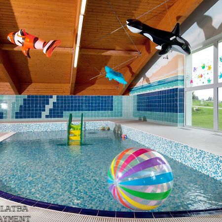 Lipno Wellness - Frymburk Hotel Private Family Room Bagian luar foto