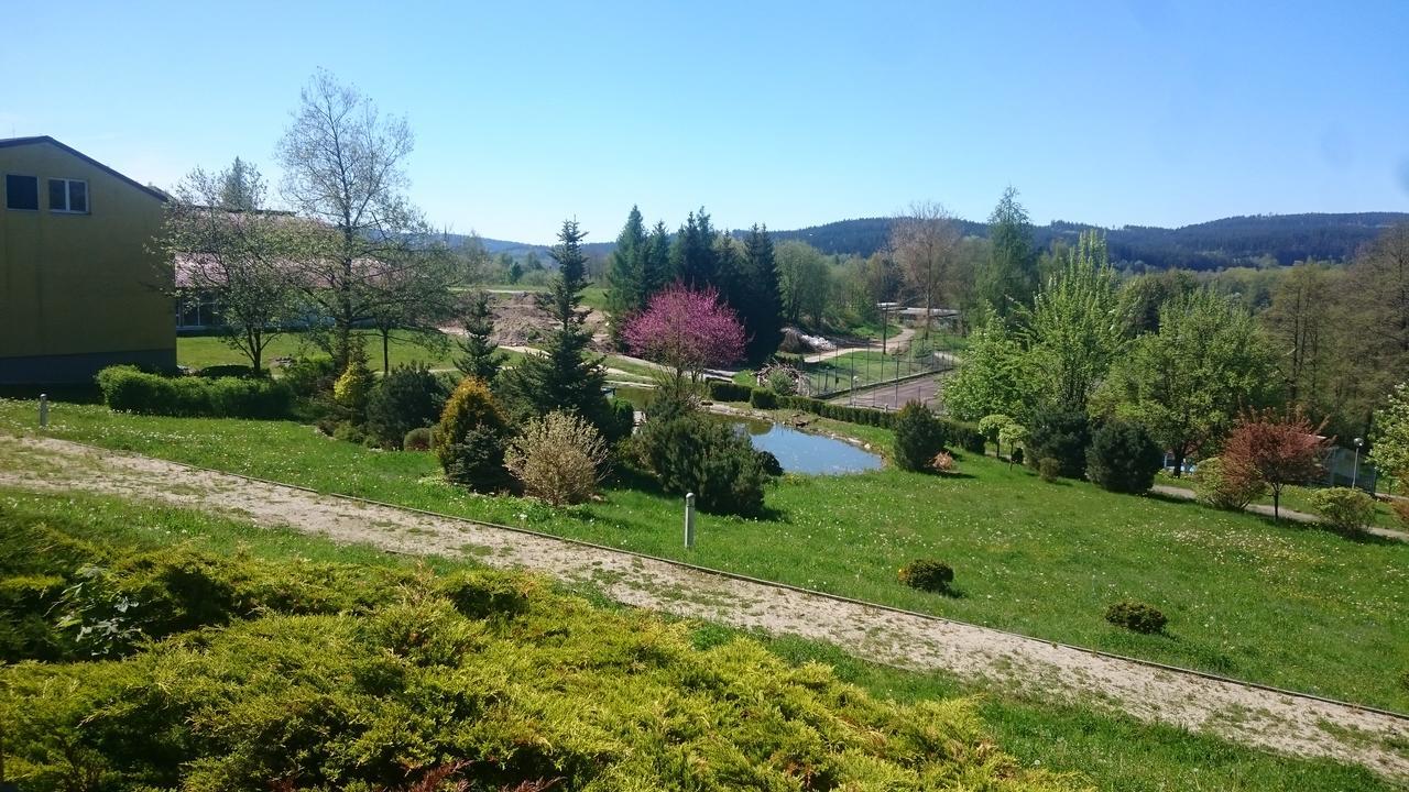 Lipno Wellness - Frymburk Hotel Private Family Room Bagian luar foto